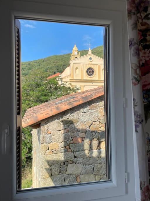 Familial Au Coeur Du Village D'olmeto * Olmeto (Corsica)